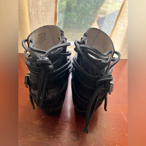 FREEBIRD Desert in black. - Picture 8 of 8